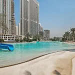 Lagoon Charm Luxurious Waterfront Living